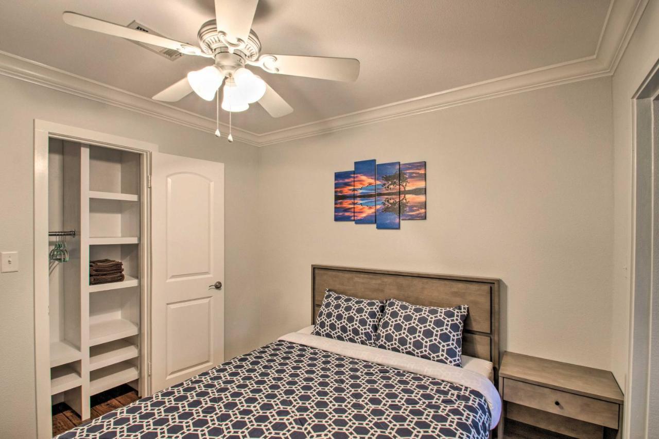 2-Story Pensacola Home With Game Room And Private Yard Kültér fotó